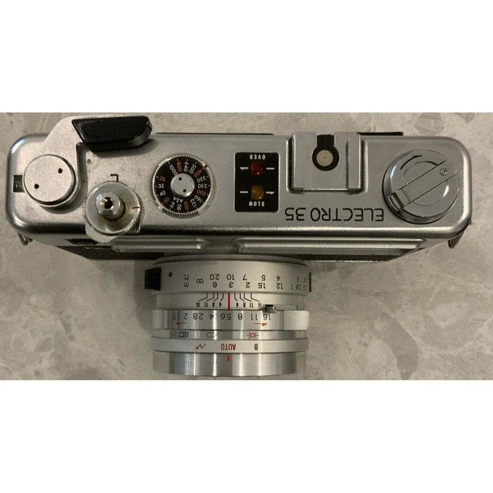 Yashica Electro 35 GSN Rangefinder Film Camera Color-Yashinon DX 45mm f1.7 Lens